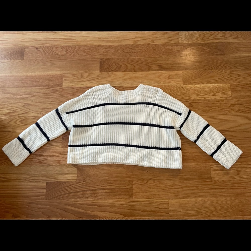 Moon and Madison striped cropped sweater